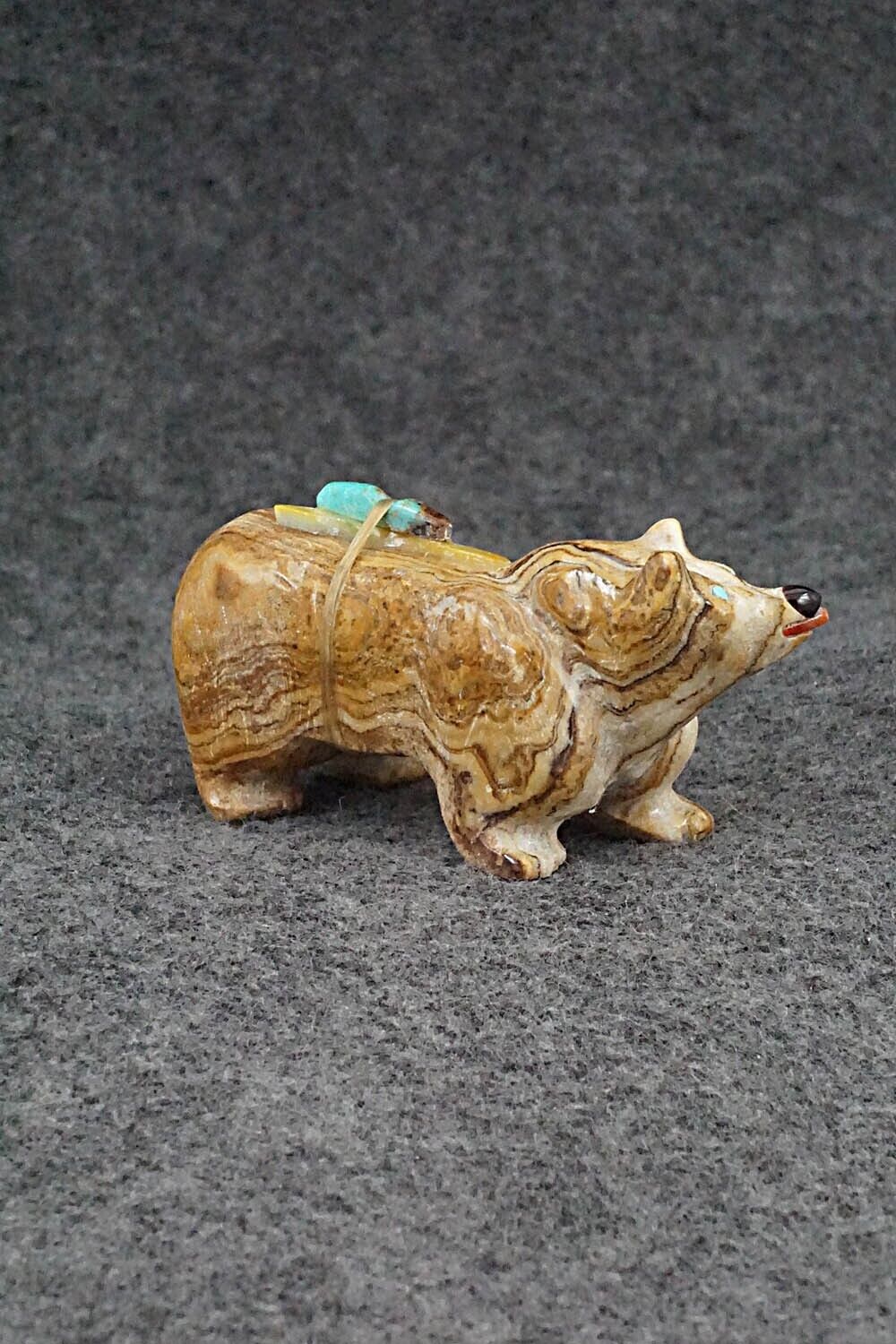 Bear Zuni Fetish Carving - Freddie Leekya