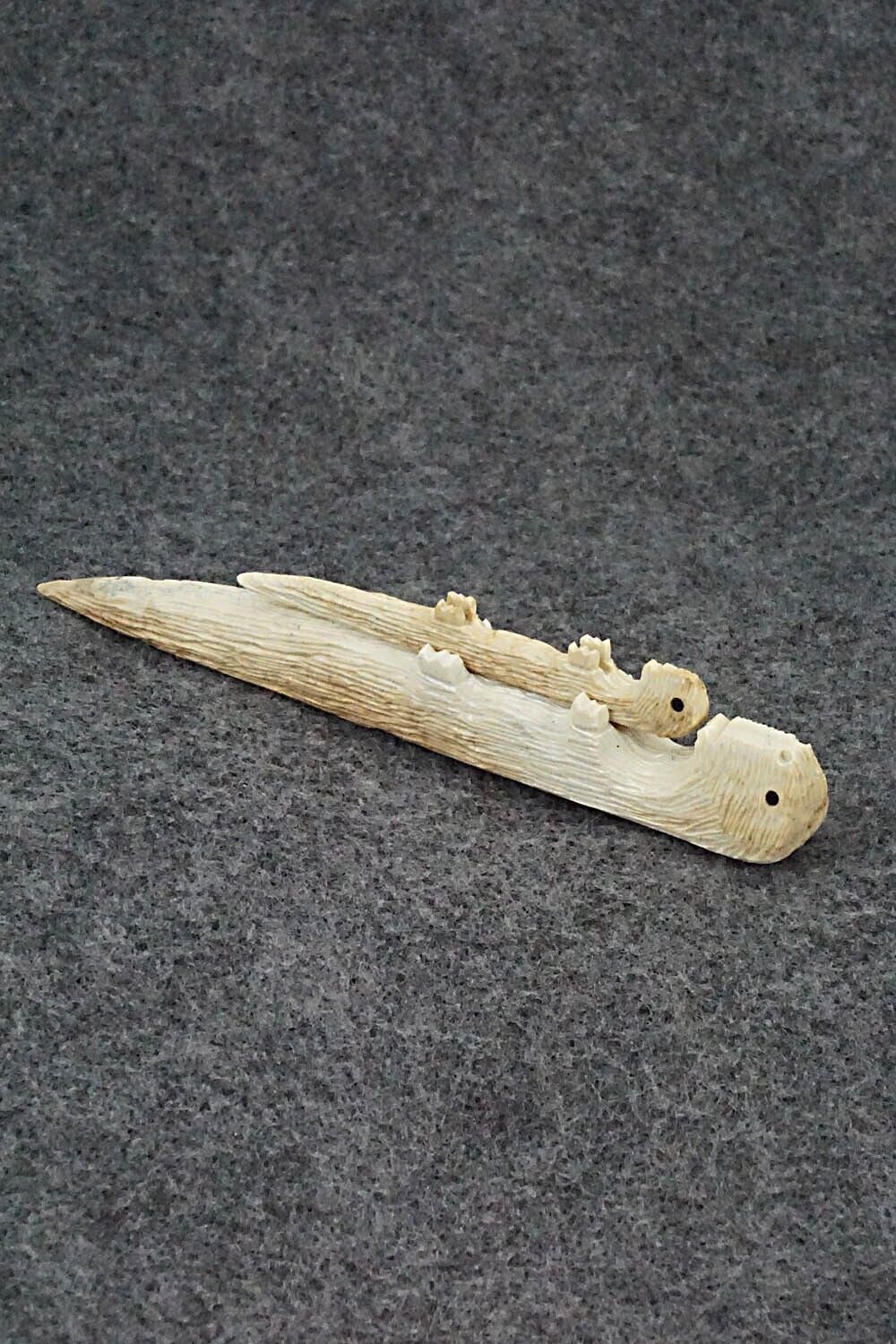 Otter and Cub Zuni Fetish Carving - Jesus Espino