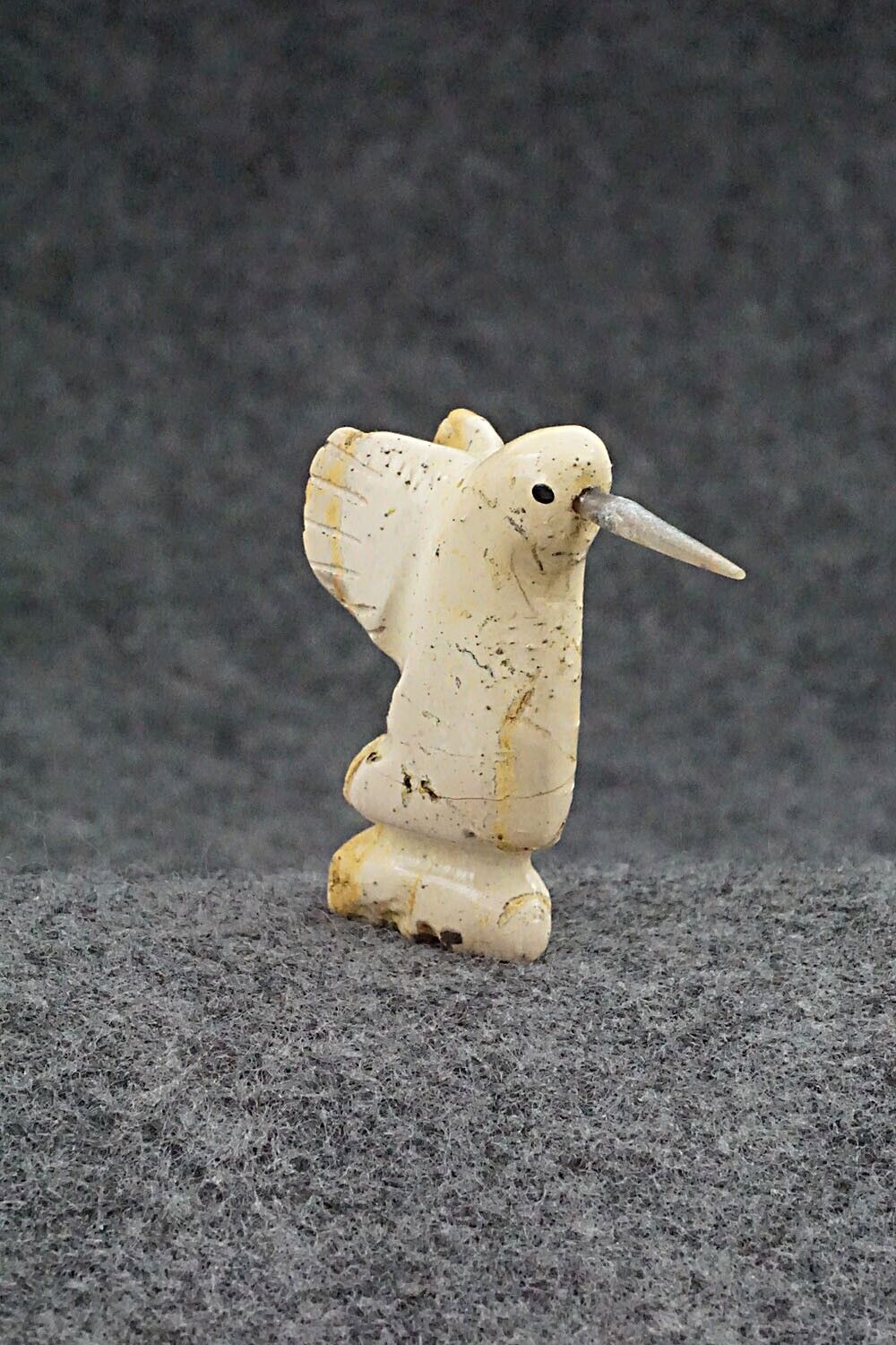 Hummingbird Zuni Fetish Carving - Justin Red Elk
