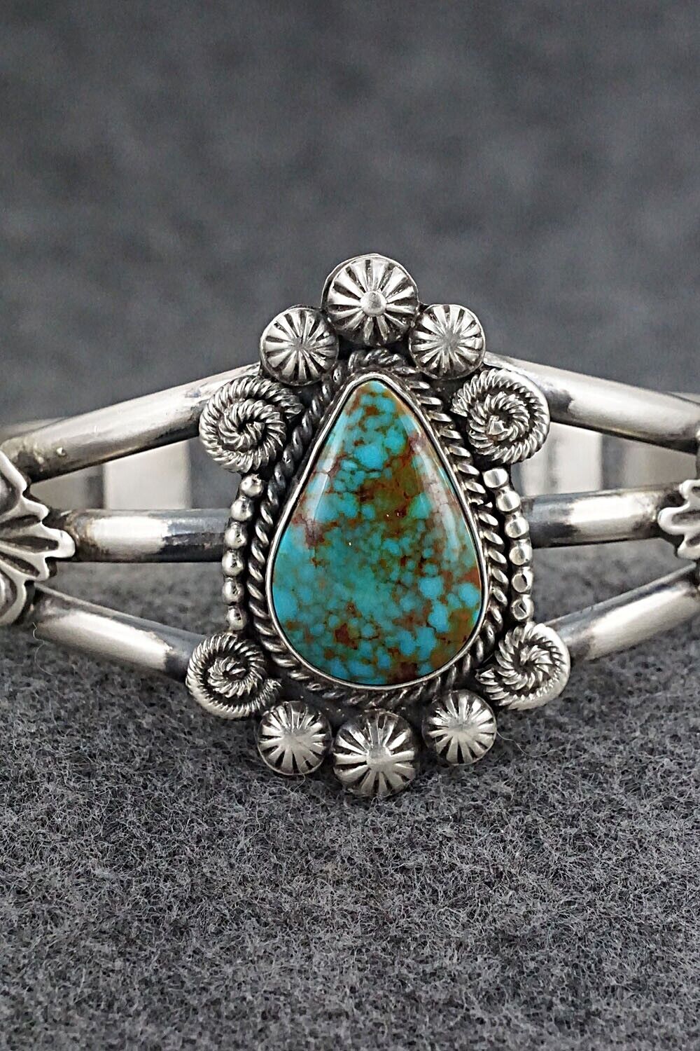 Turquoise & Sterling Silver Bracelet - Rosita Calladitto