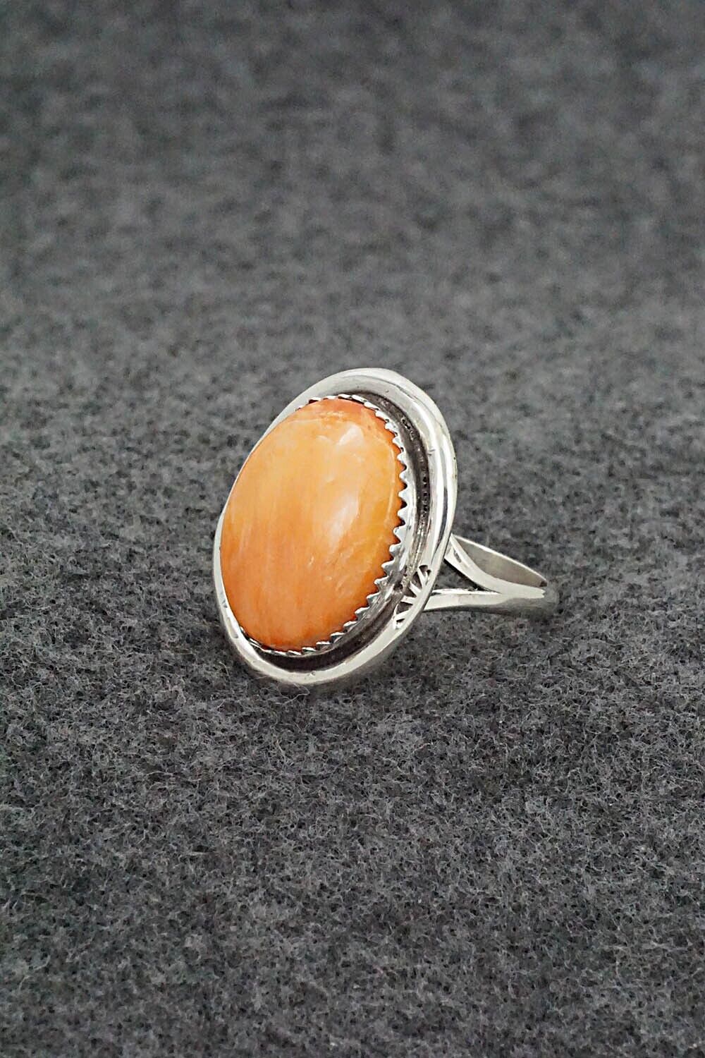 Spiny Oyster & Sterling Silver Ring - Ernest Hawthorne - Size 7.25