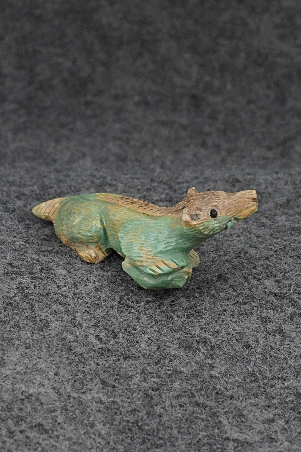 Badger Zuni Fetish Carving - Lance Cheama
