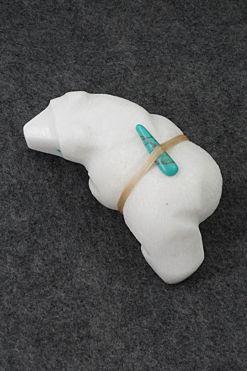 Bear Zuni Fetish Carving - Herb Halate