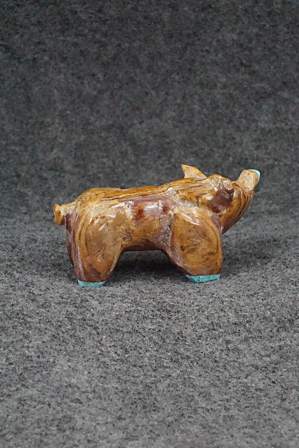 Pig Zuni Fetish Carving - Freddie Leekya