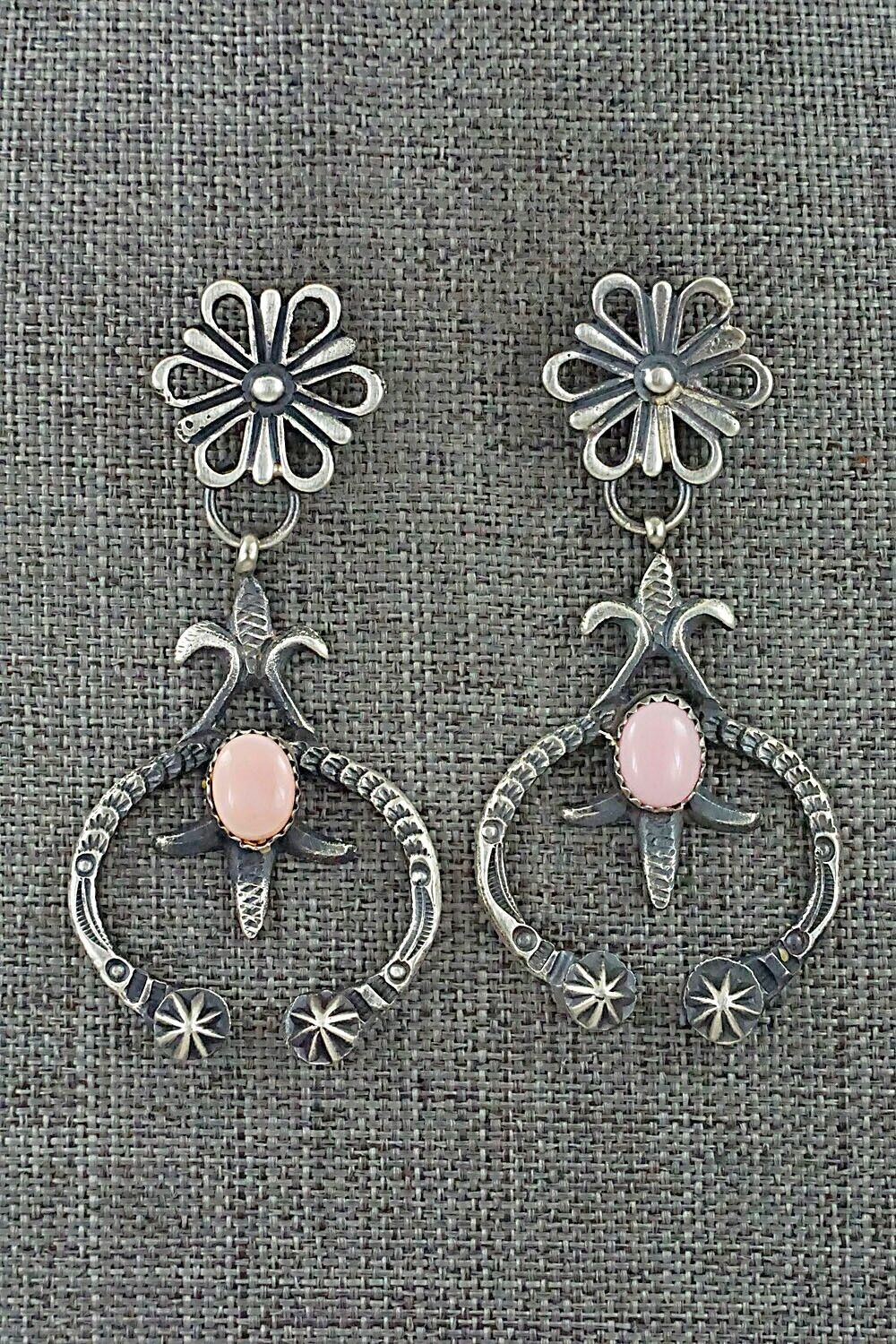 Pink Conch Shell & Sterling Silver Earrings - Eva & Linberg Billah