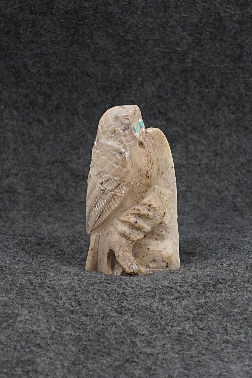 Owl Zuni Fetish Carving - Derrick Kammasee