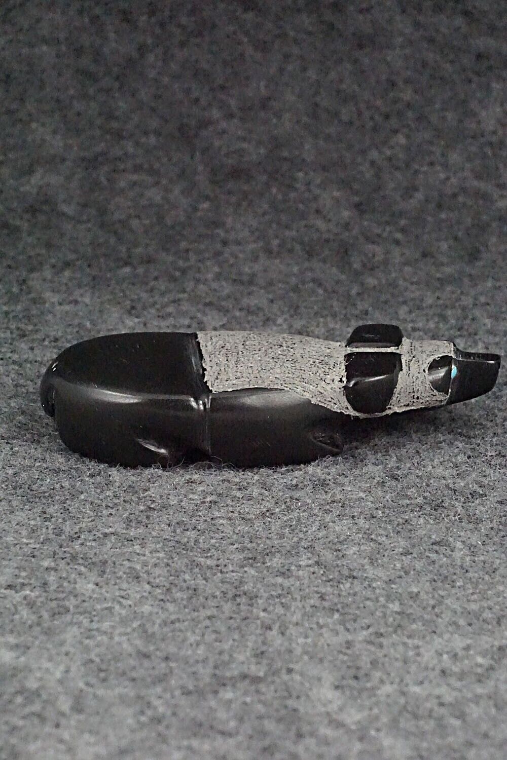 Bear Zuni Fetish Carving - Reynold Lunasee