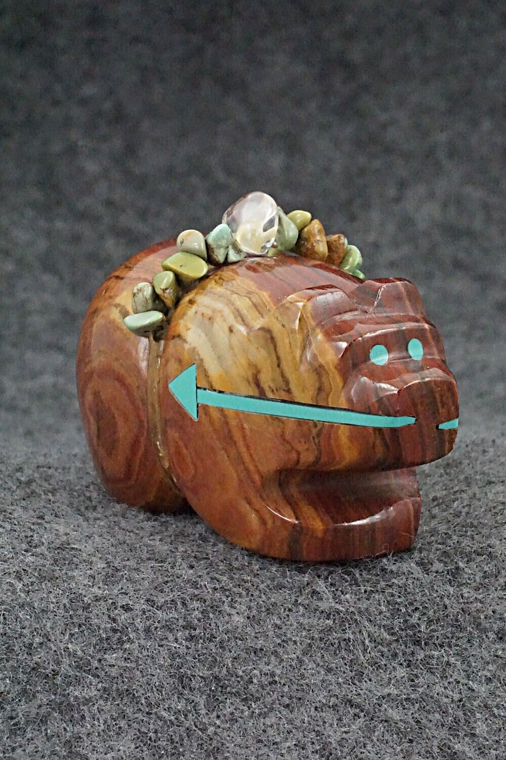 Bear Zuni Fetish Carving - Bernard Laiwakete