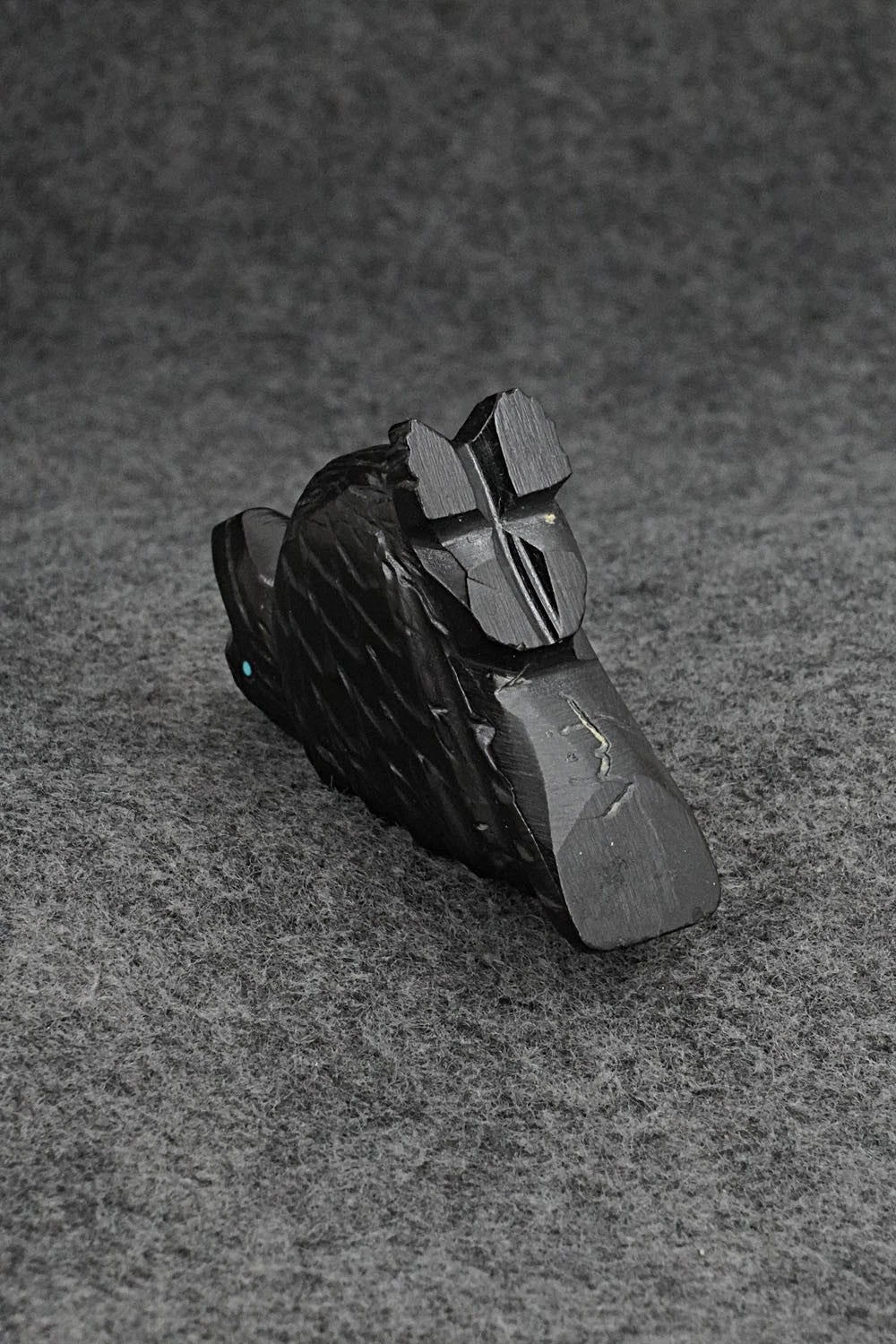 Crow Zuni Fetish Carving - Tony Mackel