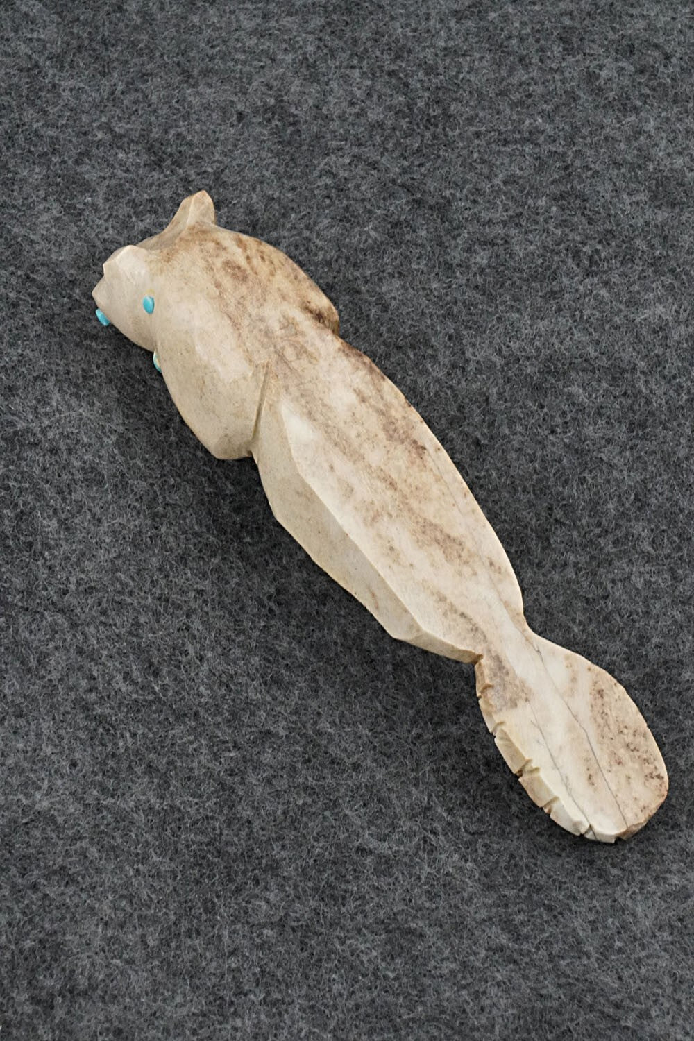 Otter Zuni Fetish Carving - Danette Laate