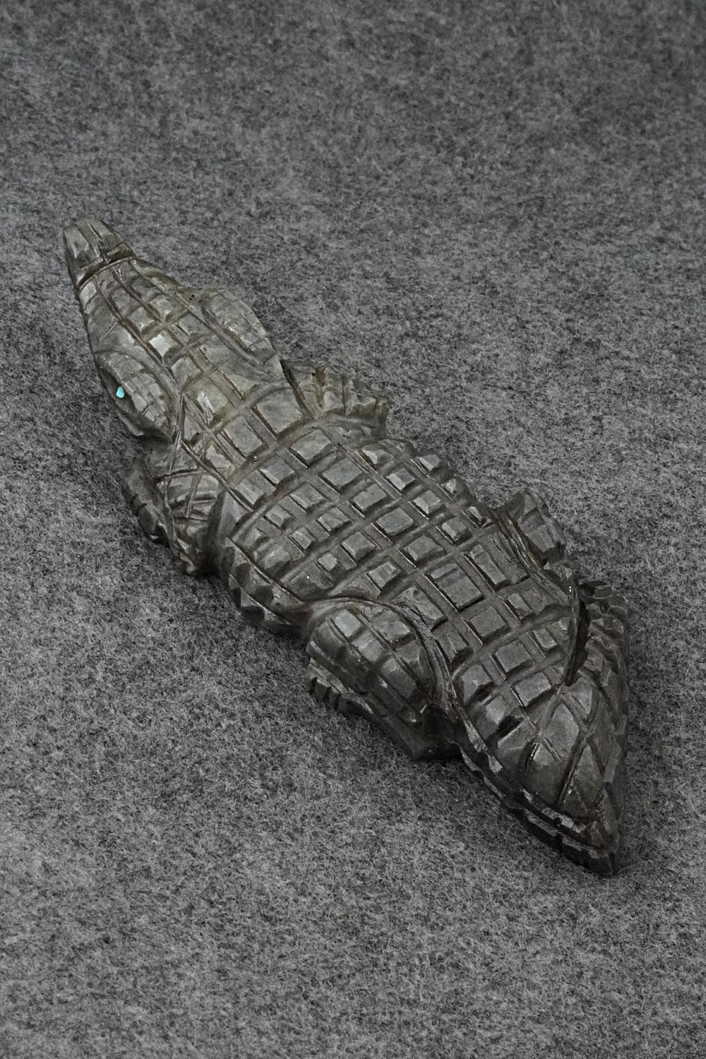 Alligator Zuni Fetish Carving - Tony Mackel