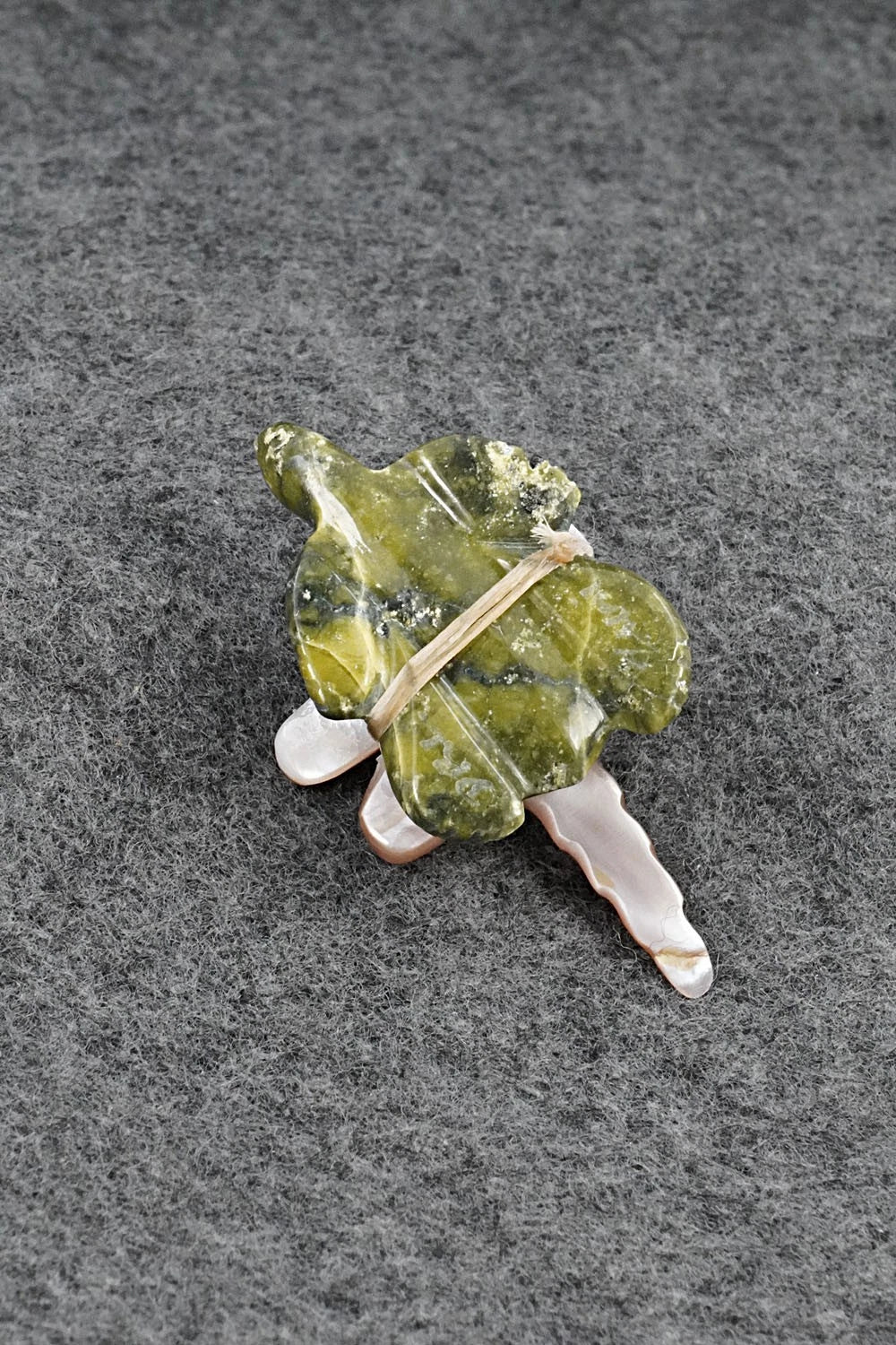 Turtle Zuni Fetish Carving - Daisy Rose Leonard