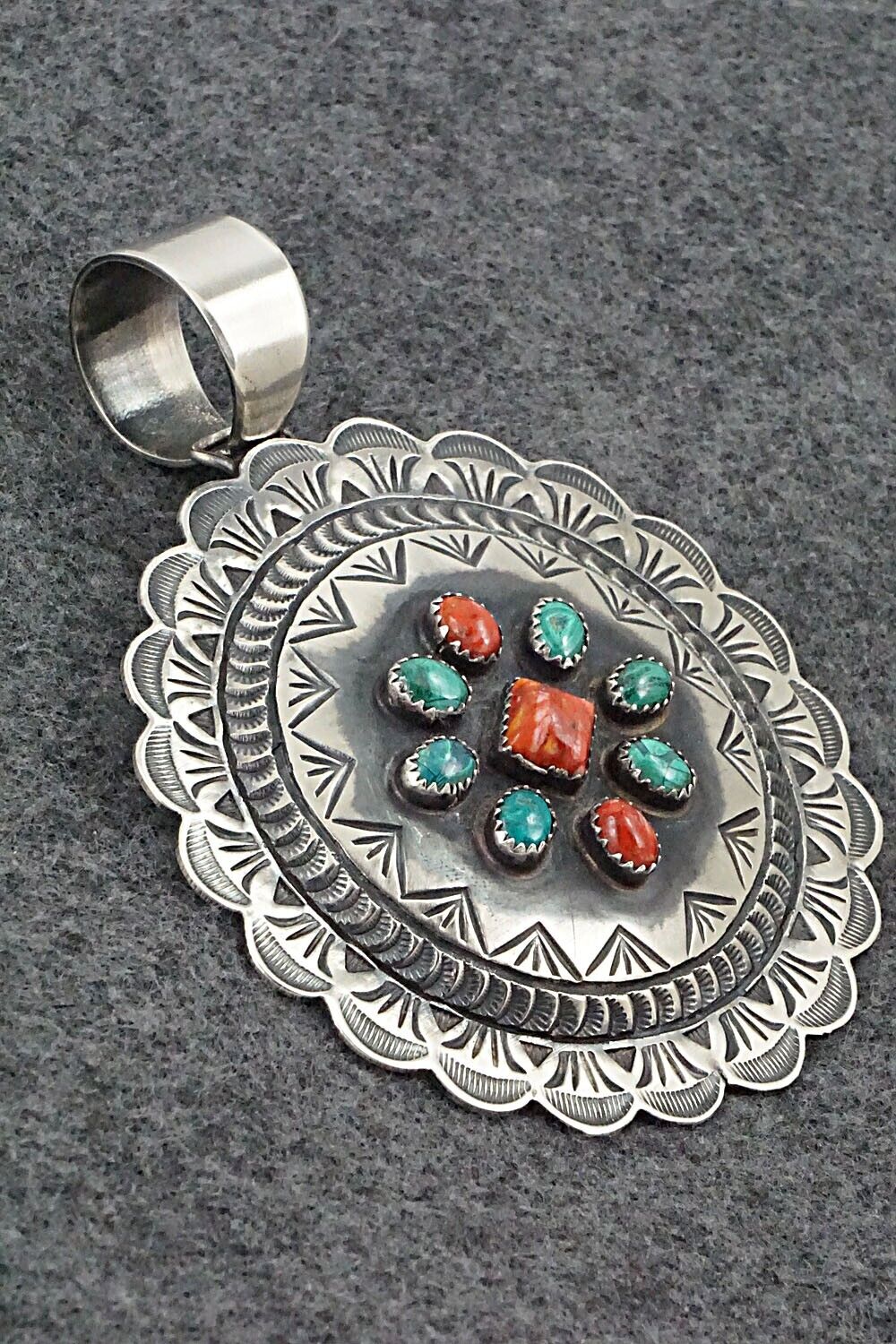 Malachite, Spiny Oyster & Sterling Silver Pendant - Shawn Cayatineto