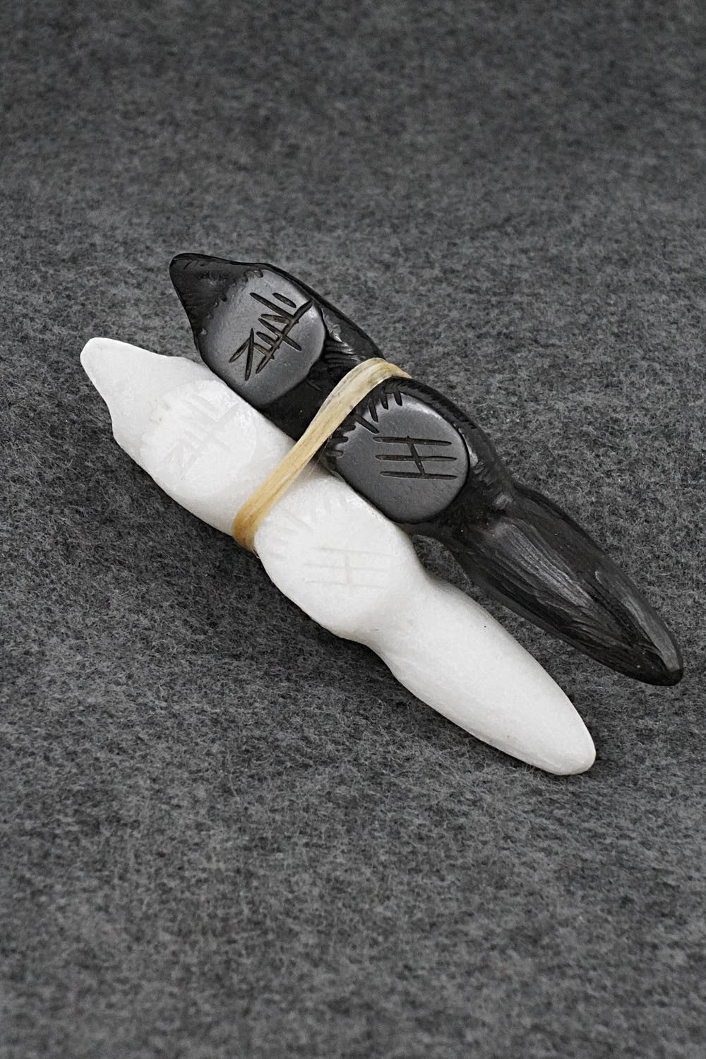 Wolf Zuni Fetish Carving - Herb Halate