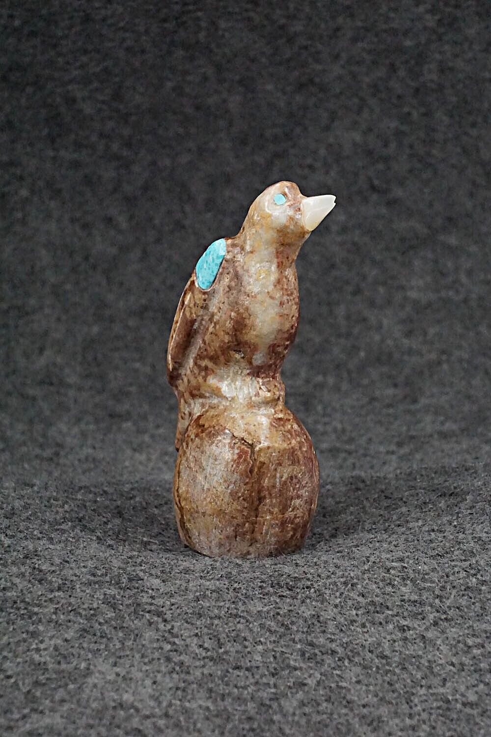 Eagle Zuni Fetish Carving - Freddie Leekya