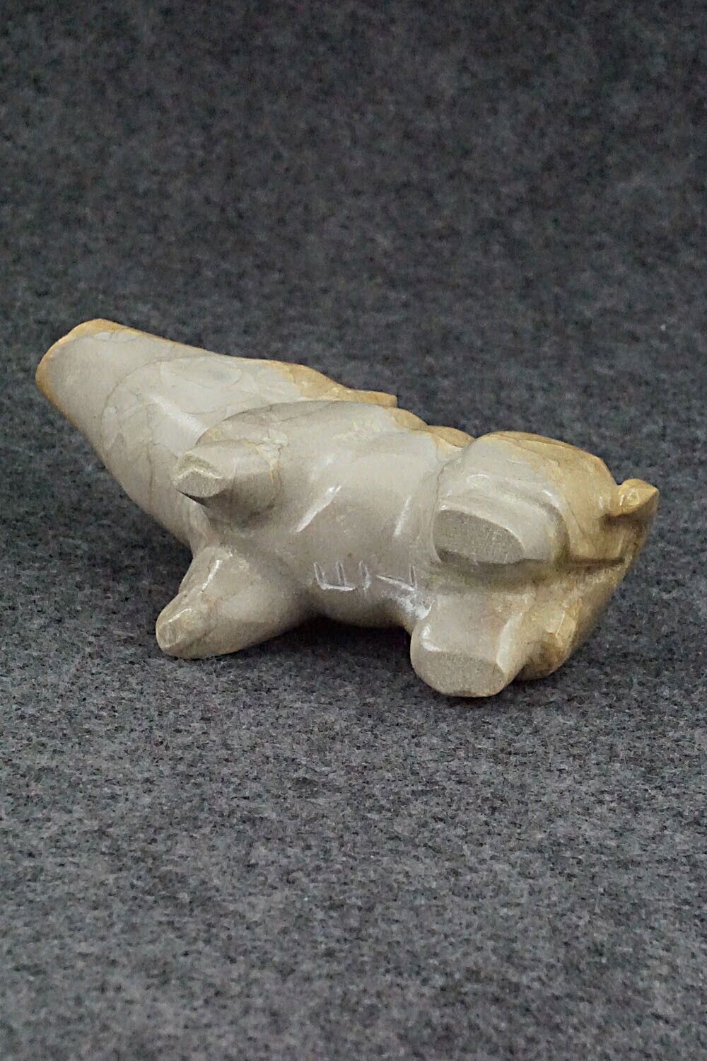 Rhino Zuni Fetish Carving - Enrike Leekya