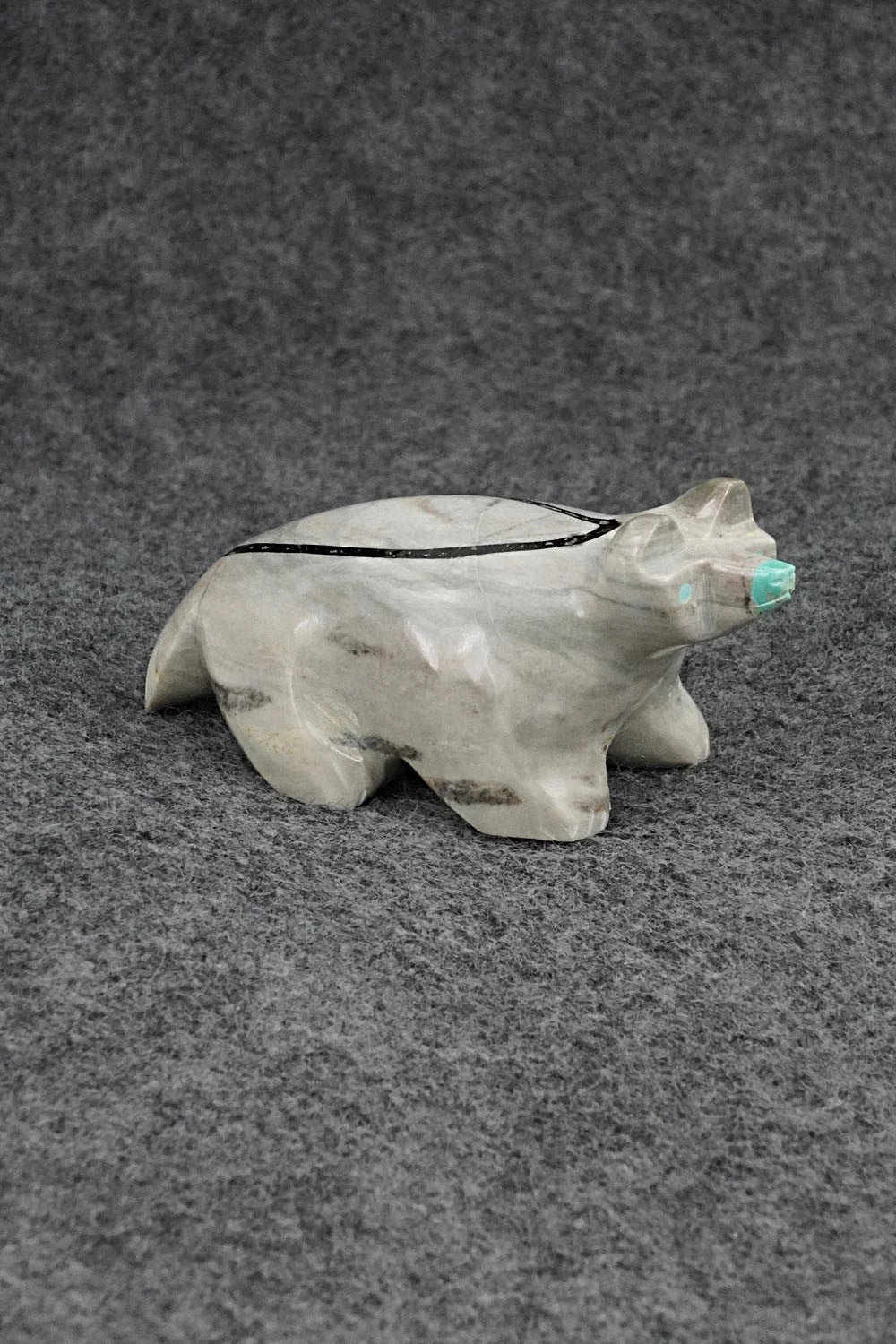 Raccoon Zuni Fetish Carving - Enrike Leekya