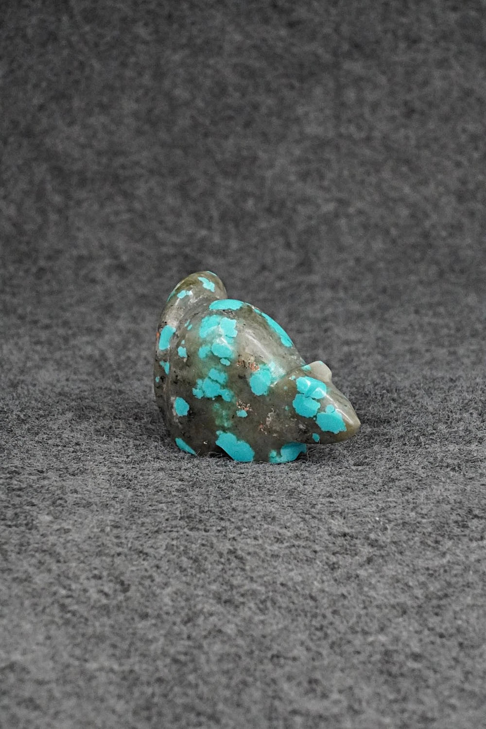 Squirrel Zuni Fetish Carving - Abby Quam Panteah