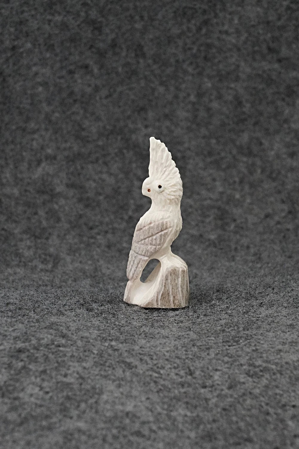 Parrot Zuni Fetish Carving - Chris Peina