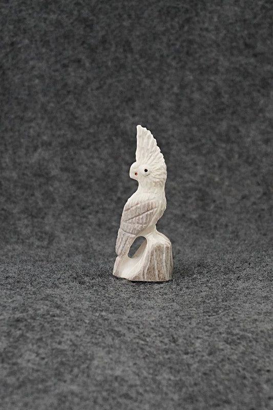 Parrot Zuni Fetish Carving - Chris Peina