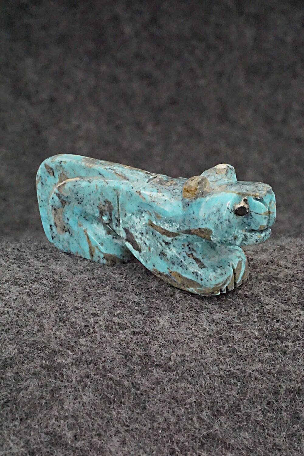 Mountain Lion Zuni Fetish Carving - Reynold Lunasee