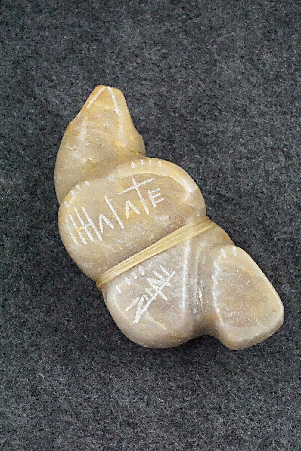 Bear Zuni Fetish Carving - Herbert Halate