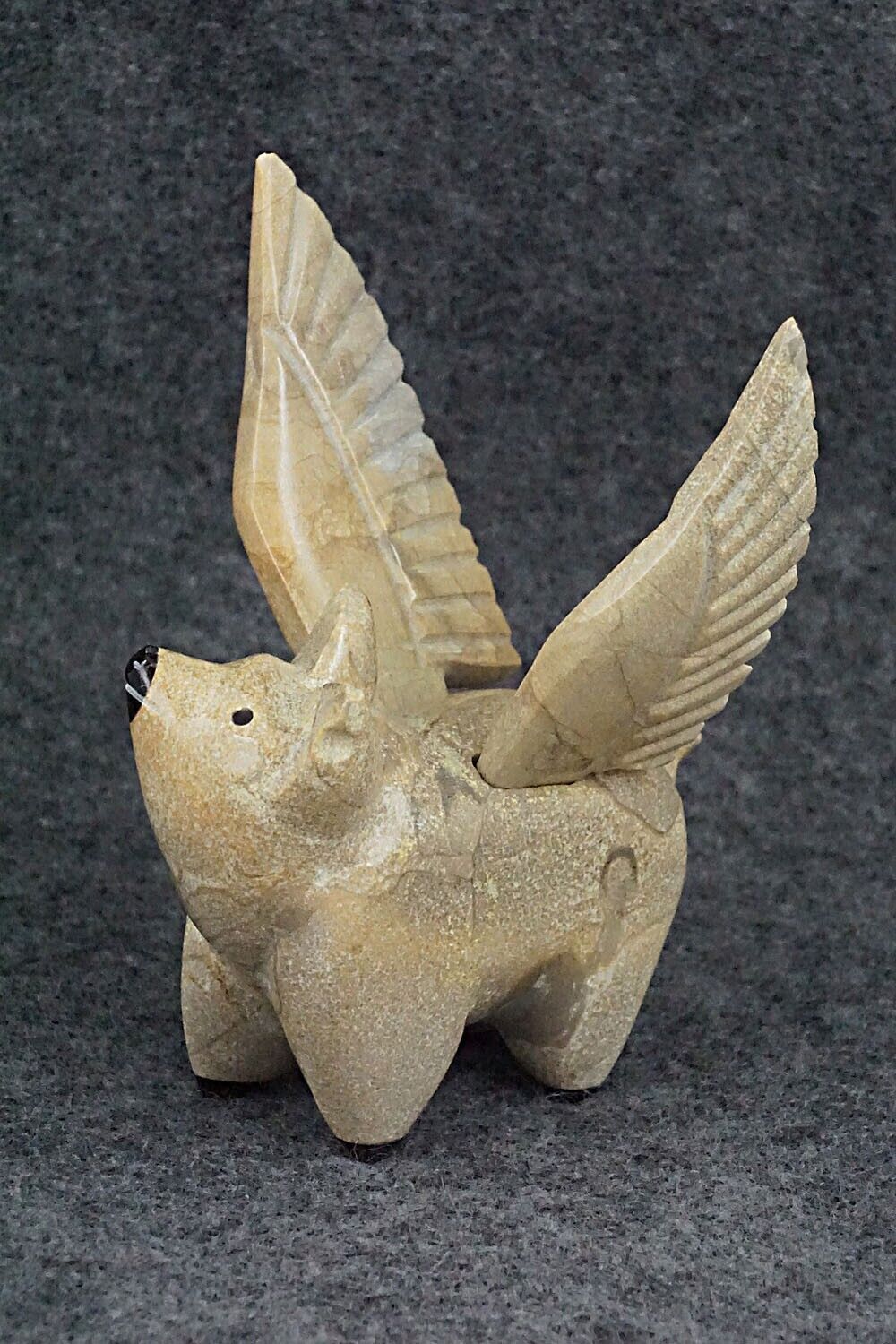 Flying Pig Zuni Fetish Carving - Enrike Leekya