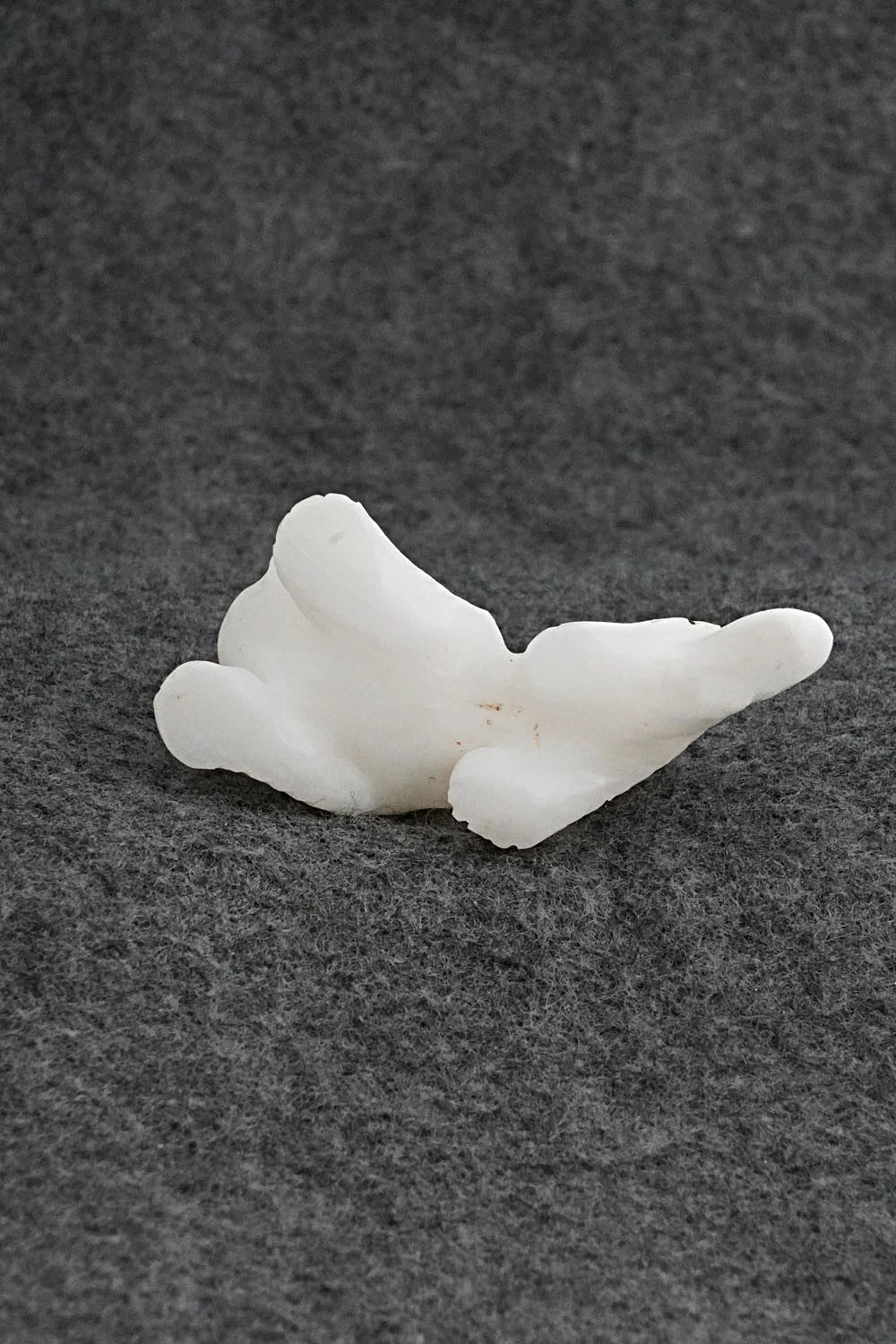 Mountain Lion Zuni Fetish Carving - Wilfred Cheama