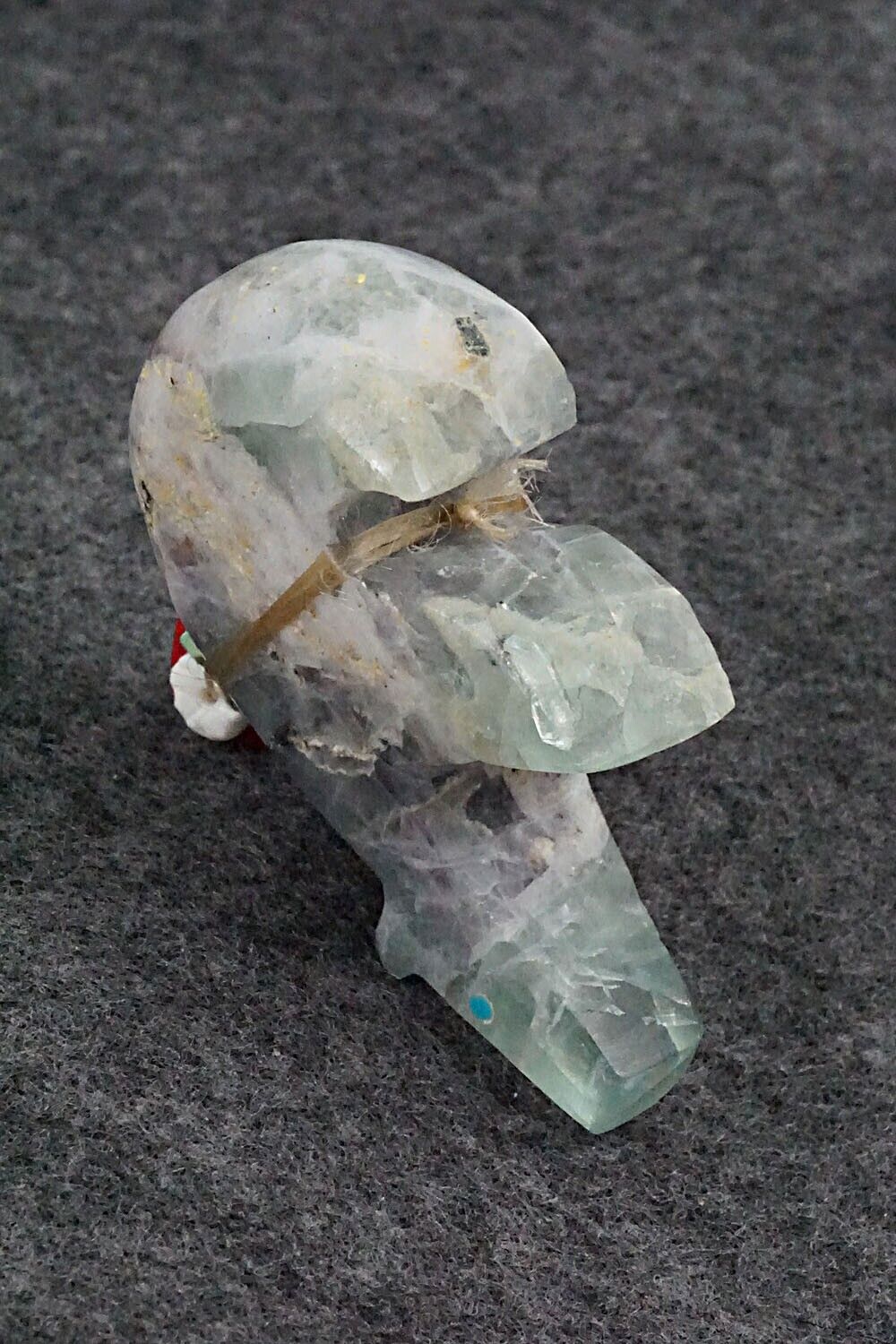 Bear Zuni Fetish Carving - Fernando Laiwakete