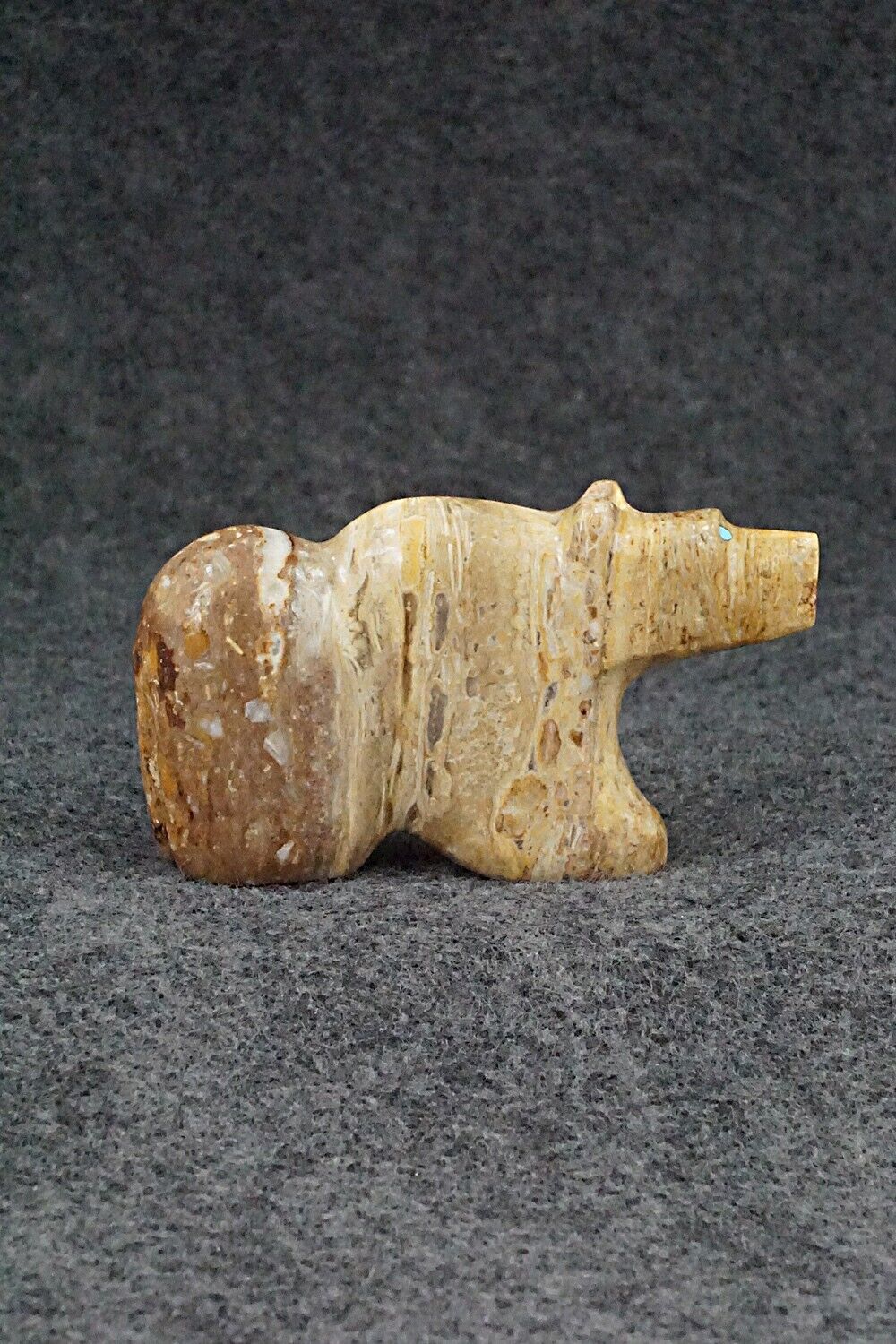 Bear Zuni Fetish Carving - Donavon Laiwakete