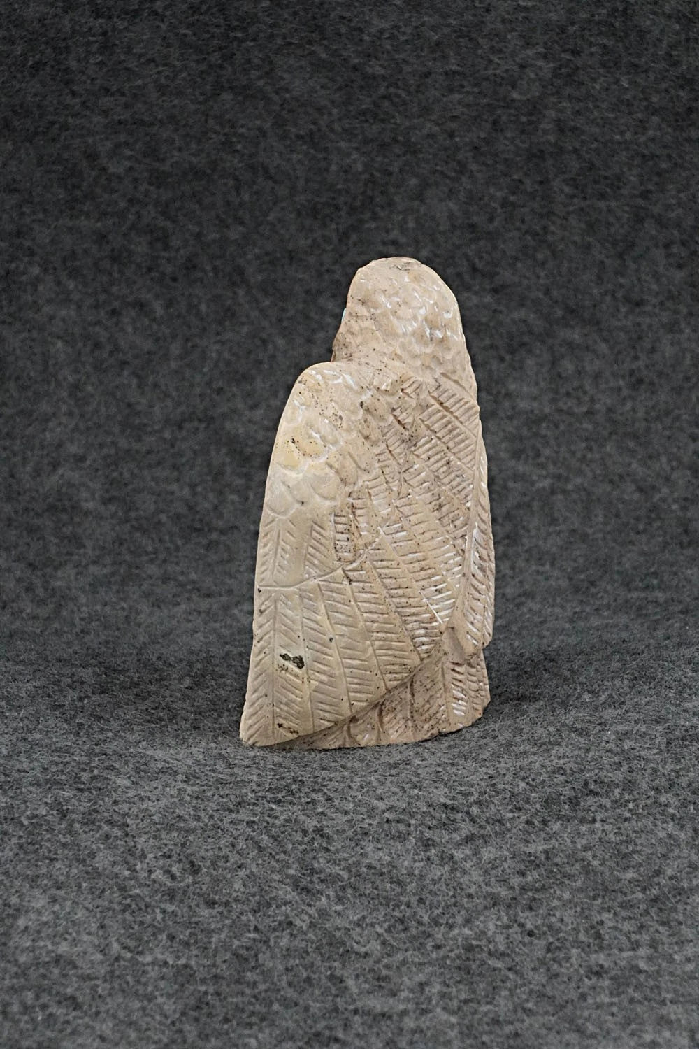 Owl Zuni Fetish Carving - Derrick Kammasee