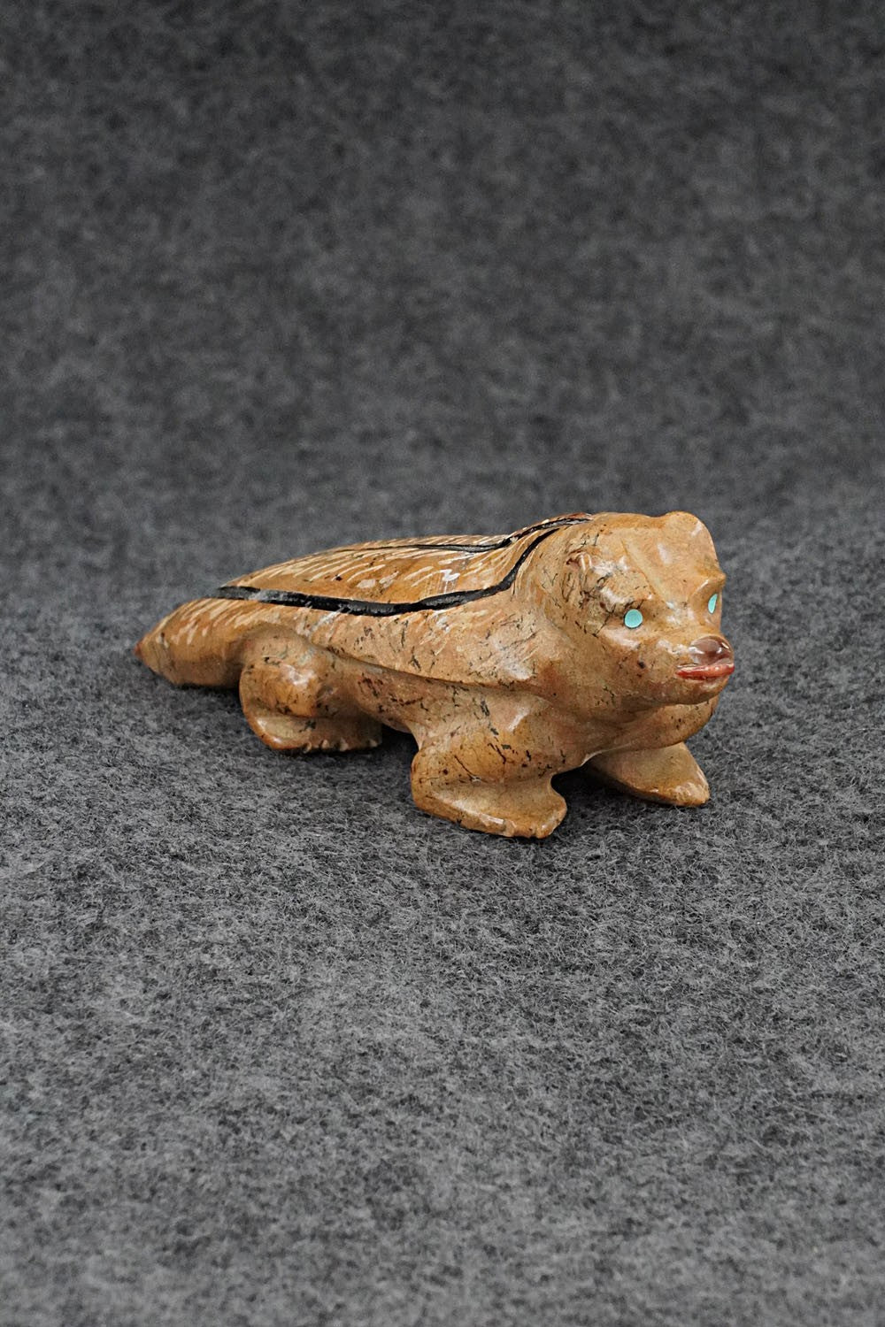 Badger Zuni Fetish Carving - Freddie Leekya