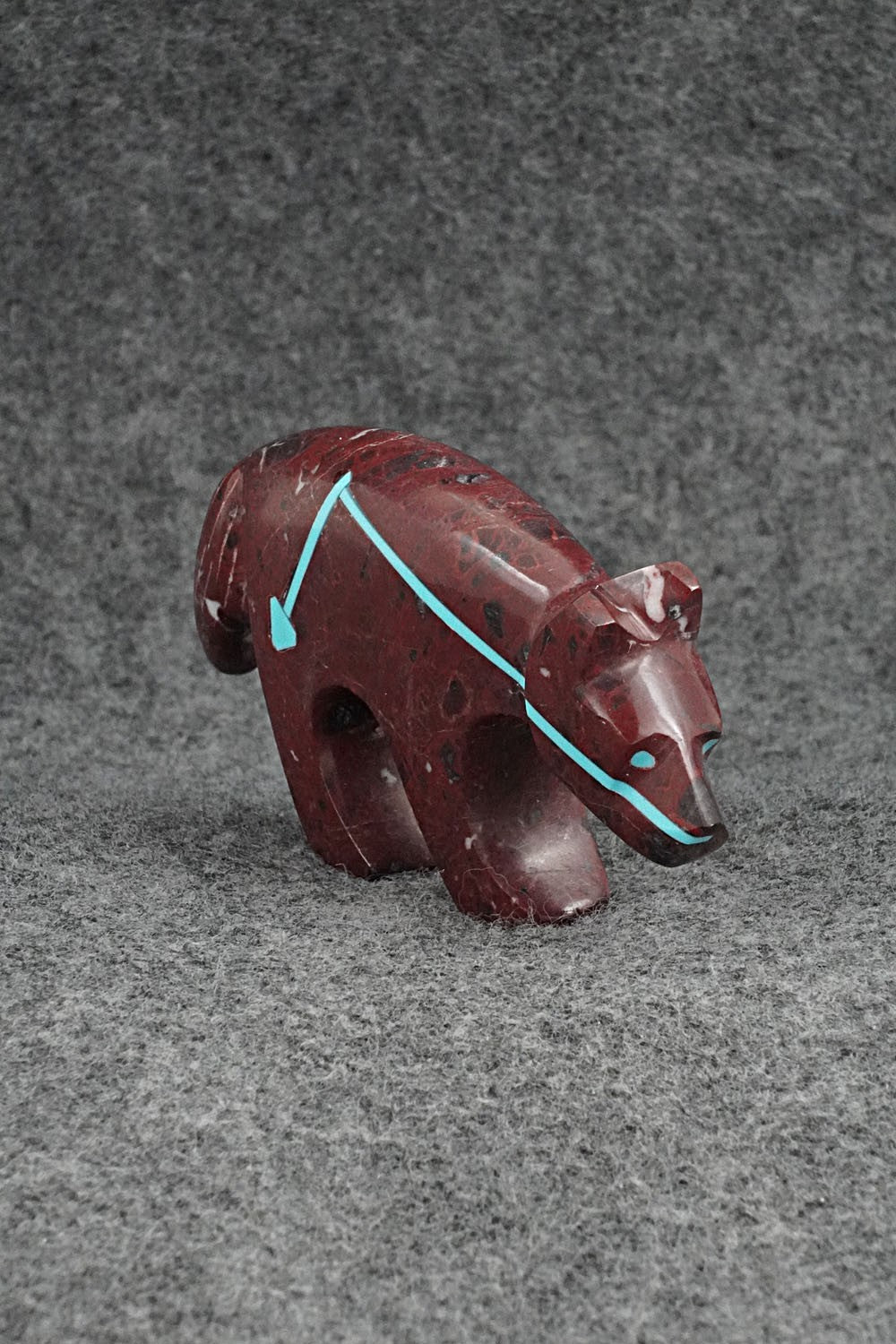Wolf Zuni Fetish Carving - Kenric Laiwakete