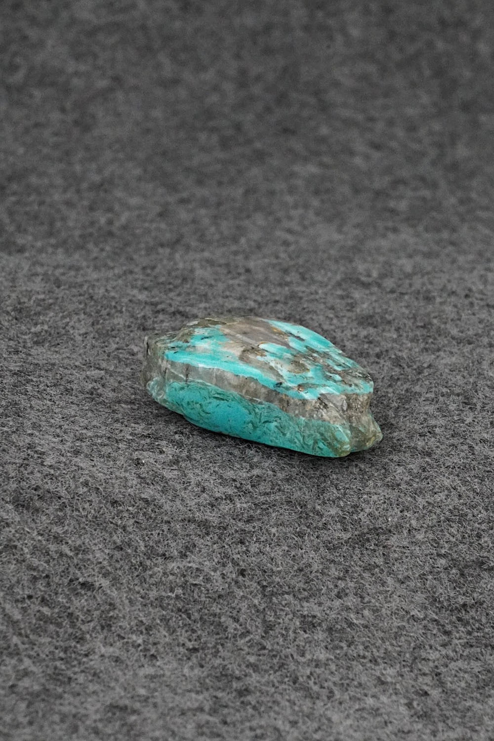Eagle Zuni Fetish Carving - Abby Panteah Quam