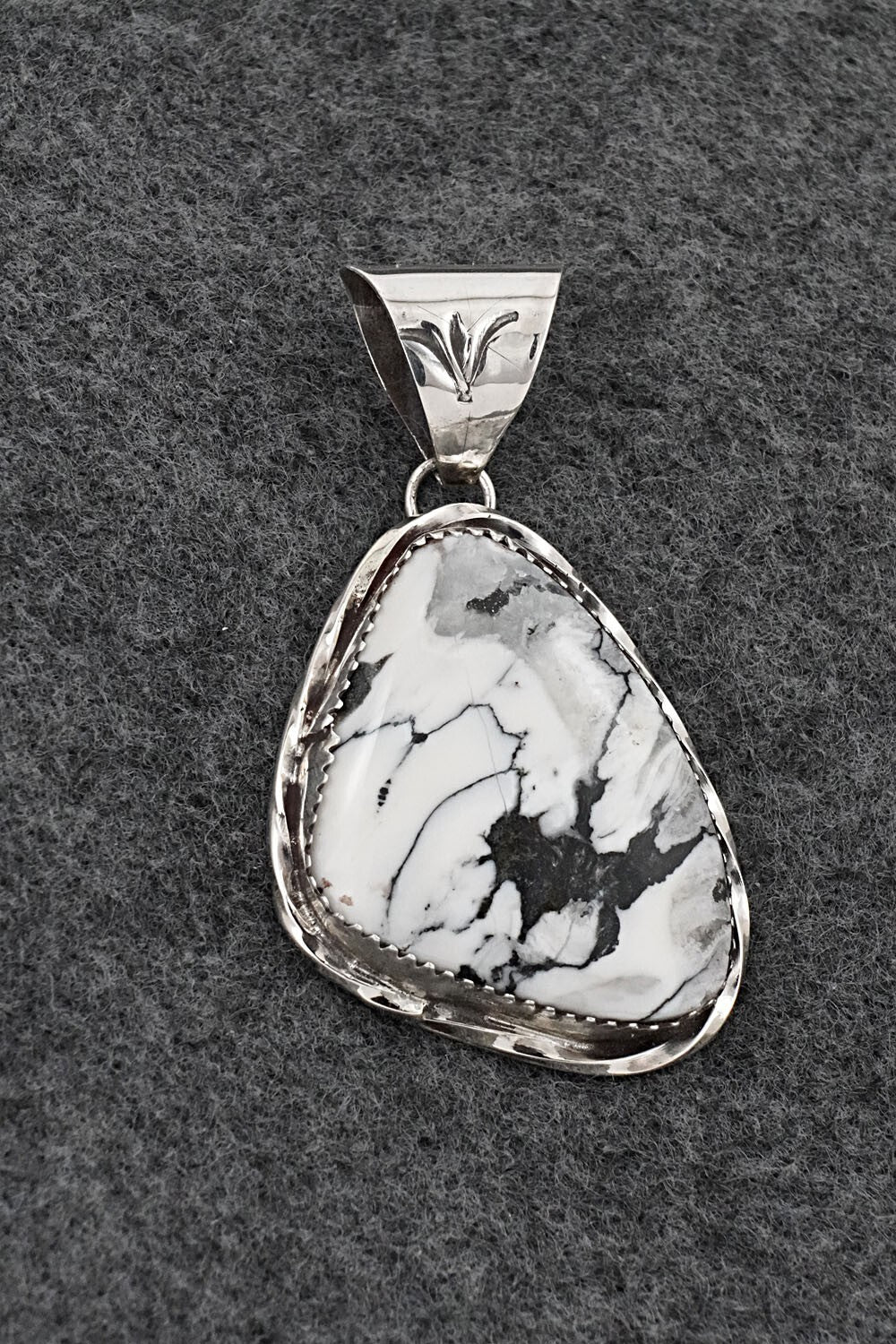 White Buffalo & Sterling Silver Pendant - Ernest Hawthorne
