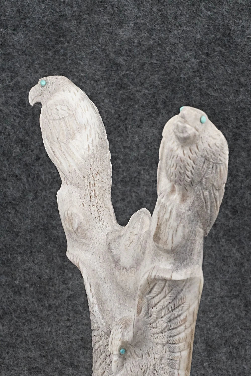 Eagle Zuni Fetish Carving - Terrance Panteah