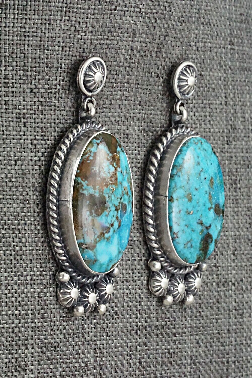 Turquoise & Sterling Silver Pendant & Earrings Set - Raymond Delgarito