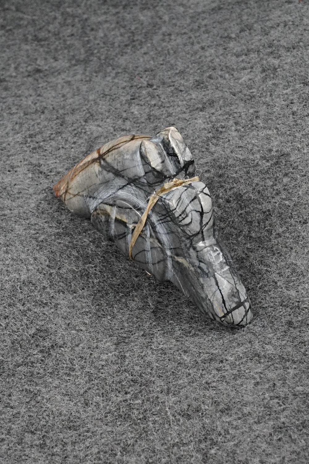 Bird Zuni Fetish Carving - Delvin Leekya