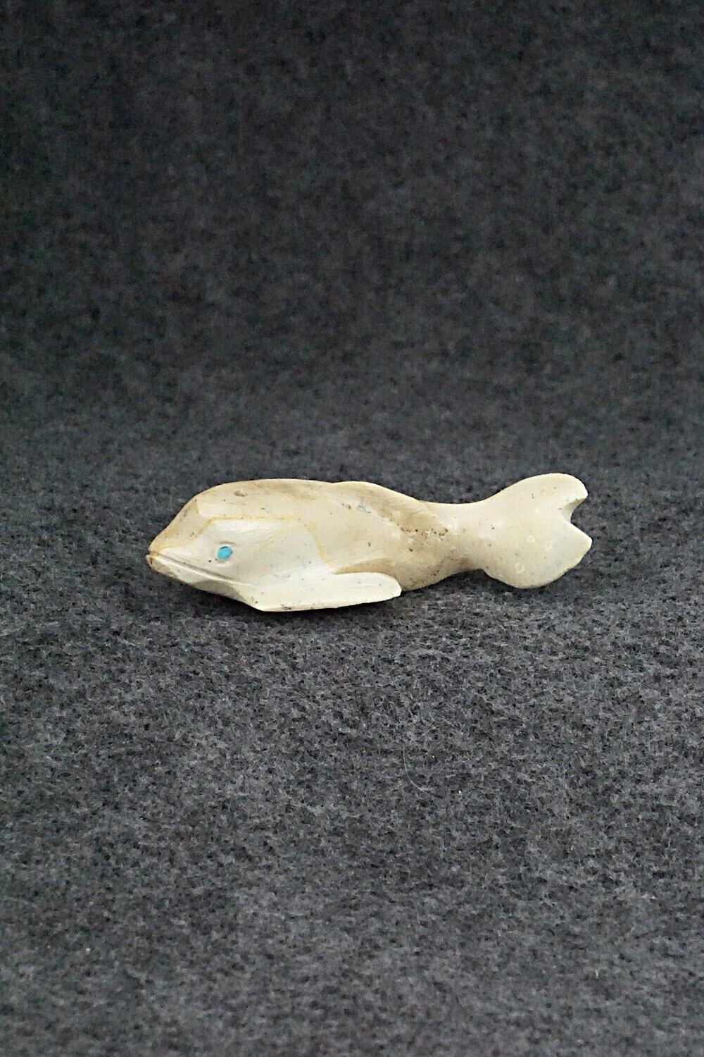 Whale Zuni Fetish Carving - Lindsey Cheama