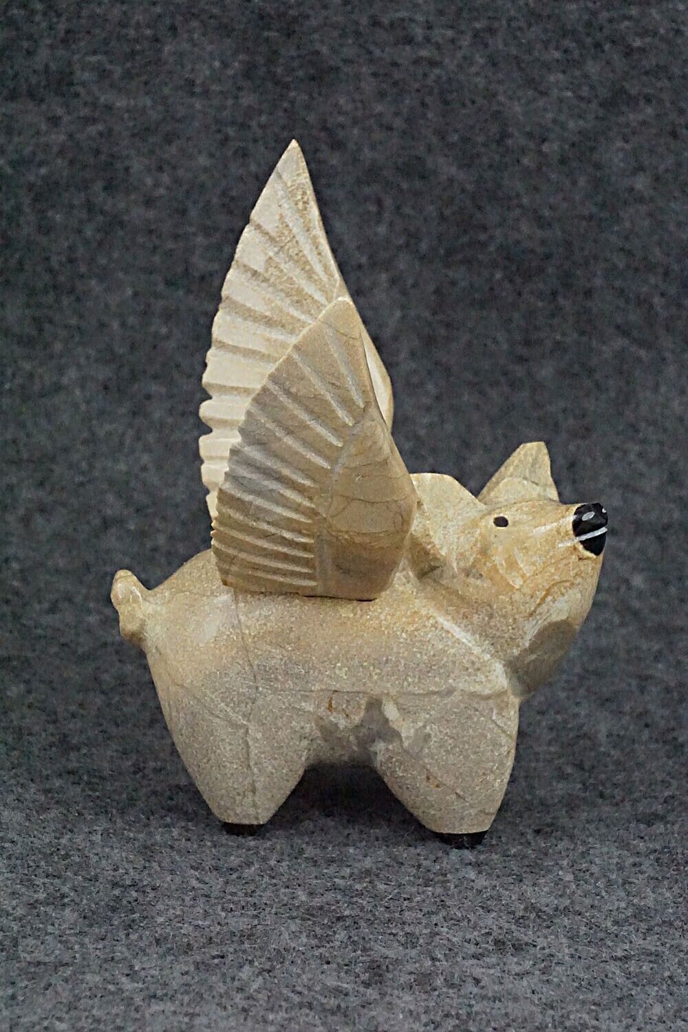 Flying Pig Zuni Fetish Carving - Enrike Leekya