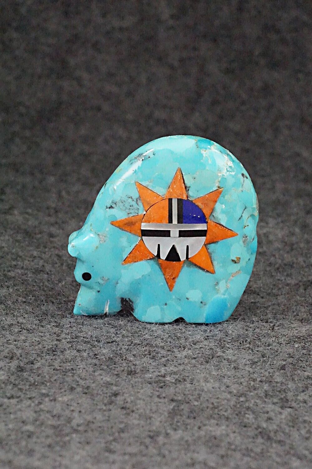 Bear Zuni Fetish Carving - Andres Lementino