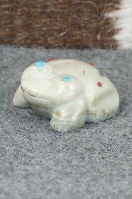 Frog Zuni Fetish Carving - Gordon Poncho