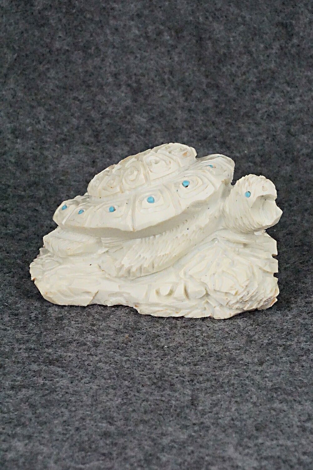Turtle Zuni Fetish Carving - Adrian Cachini