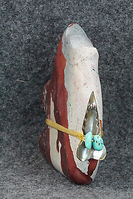 Bear Zuni Fetish Carving - Daphne Quam