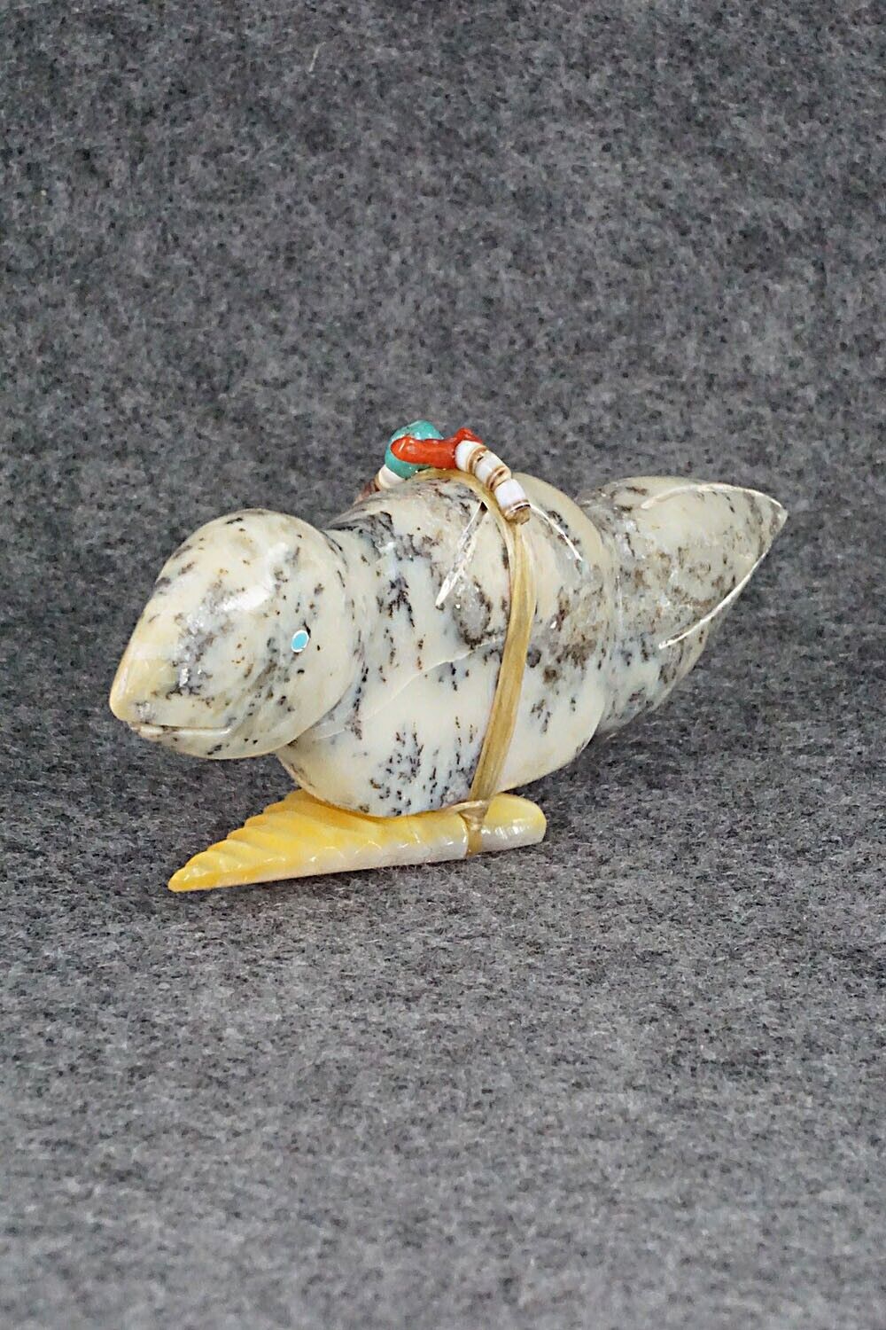 Bird Zuni Fetish Carving - Peter Gasper