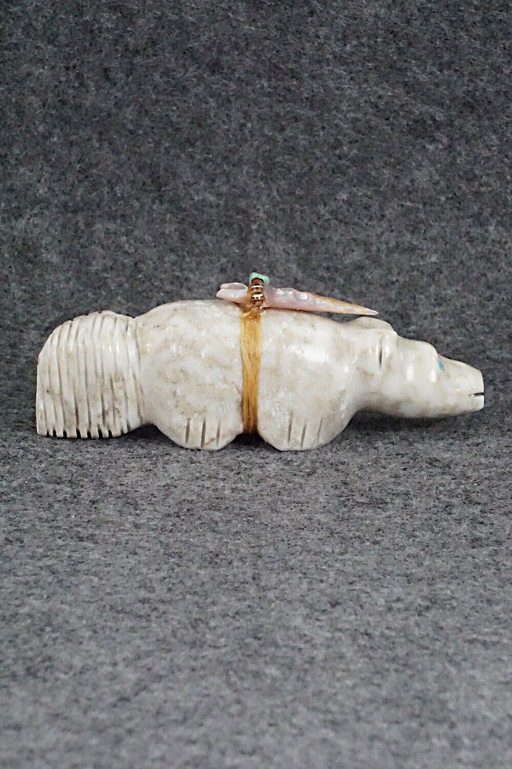 Wolf Zuni Fetish Carving - Peter Gasper