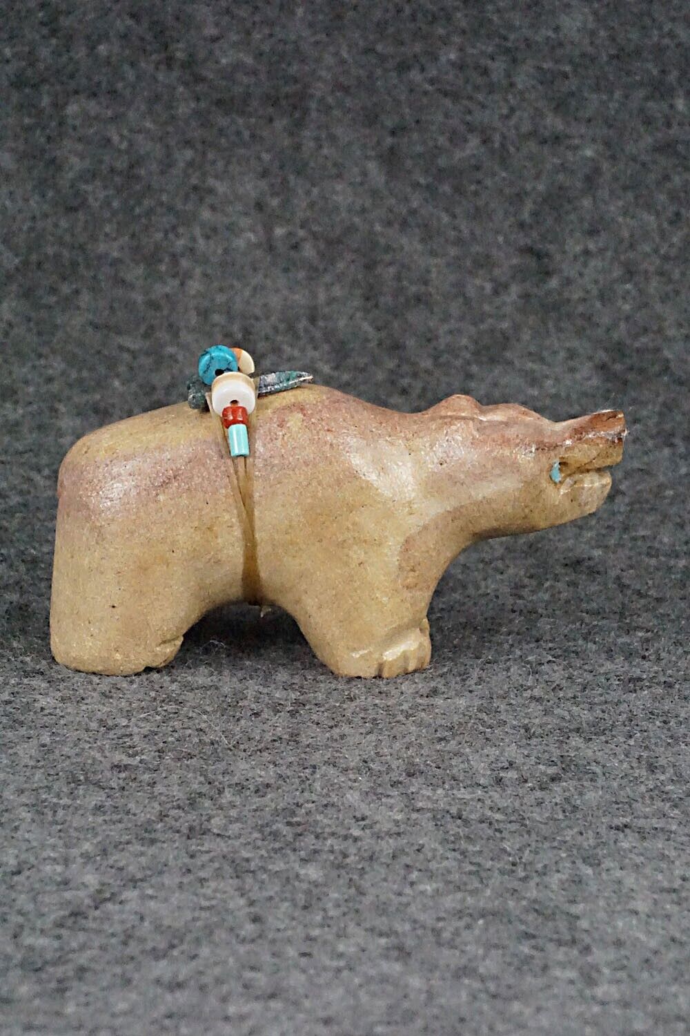 Bear Zuni Fetish Carving - Narrin Bowannie