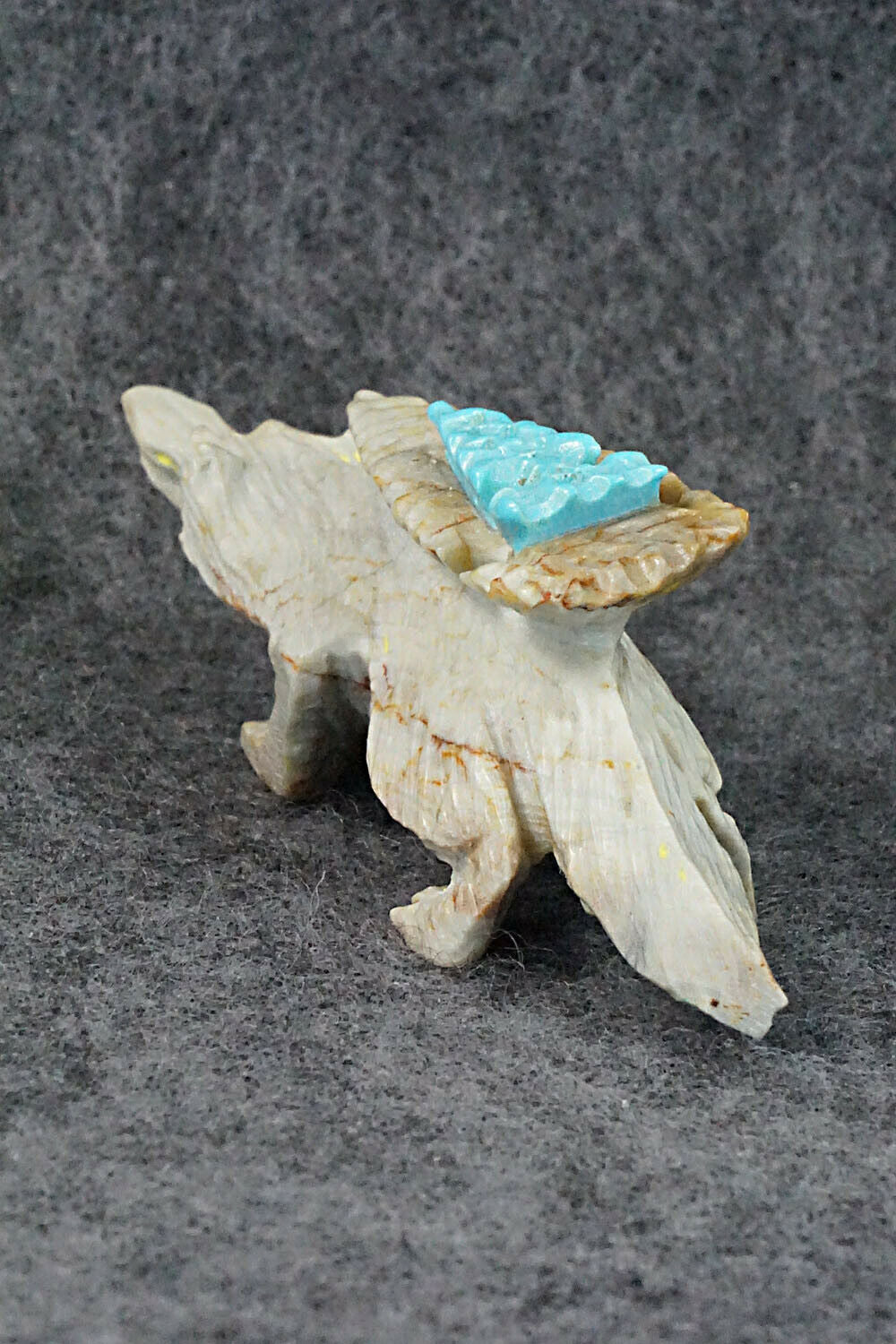 Wolf Zuni Fetish Carving - Alvin Haloo