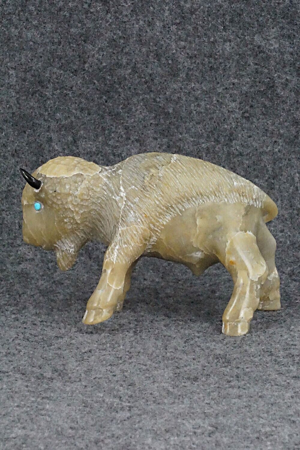 Buffalo Zuni Fetish Carving - Albert Eustace