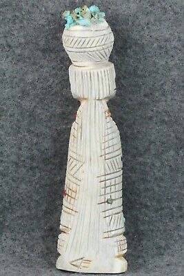 Corn Maiden Zuni Fetish Carving - Carl Etsate